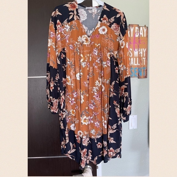 NEW!! Orange & Black Floral V-neck Button Down Dress - Picture 1 of 9